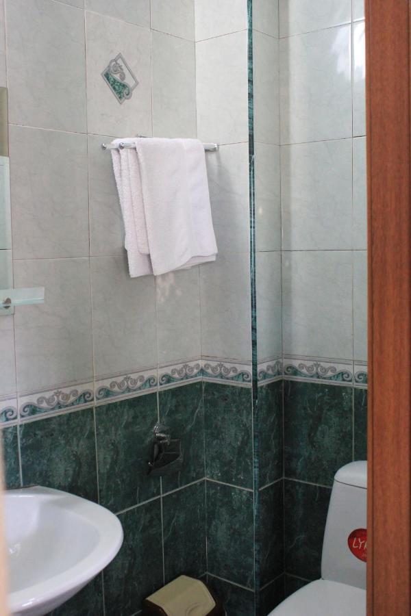 Valiko Hotel Tbilisi Buitenkant foto
