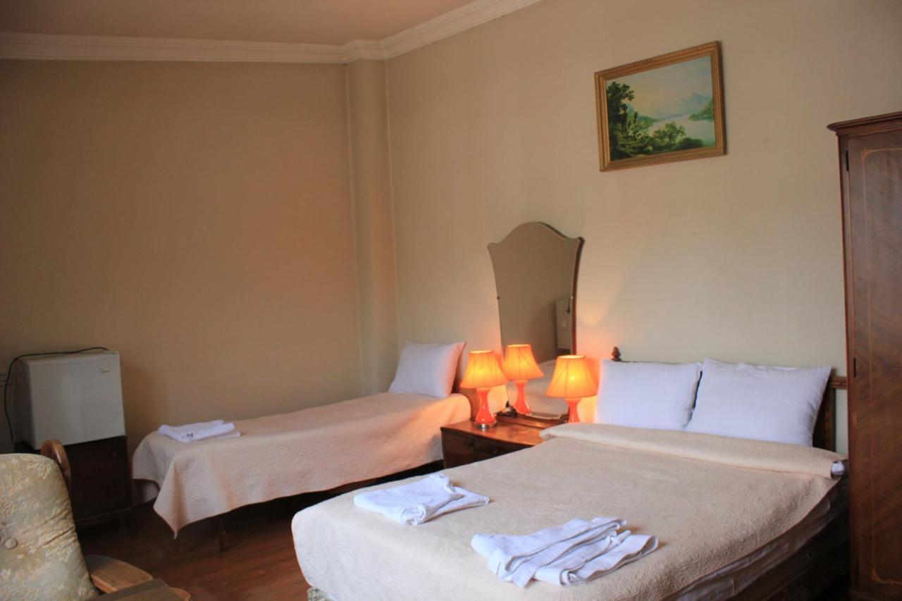 Valiko Hotel Tbilisi Buitenkant foto