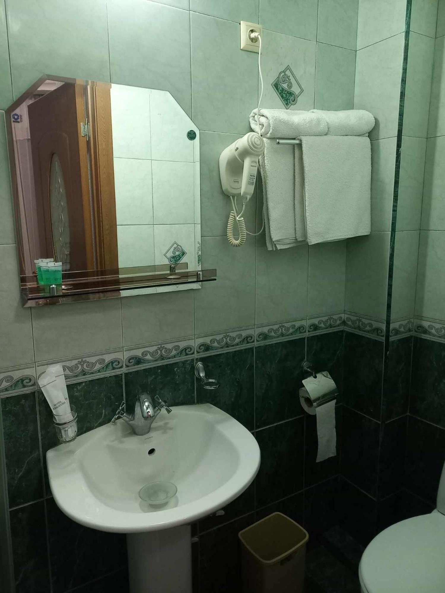 Valiko Hotel Tbilisi Buitenkant foto