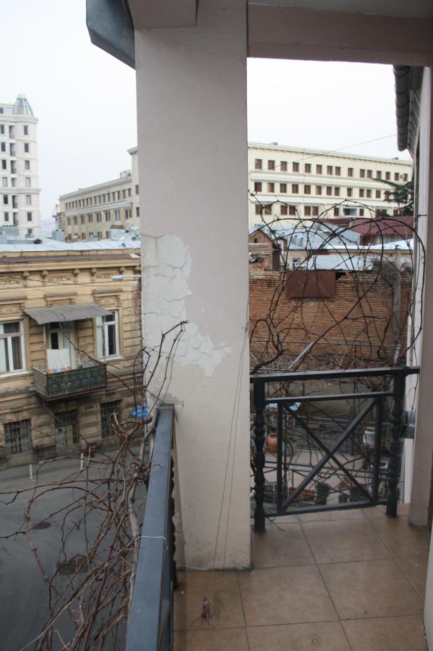 Valiko Hotel Tbilisi Buitenkant foto